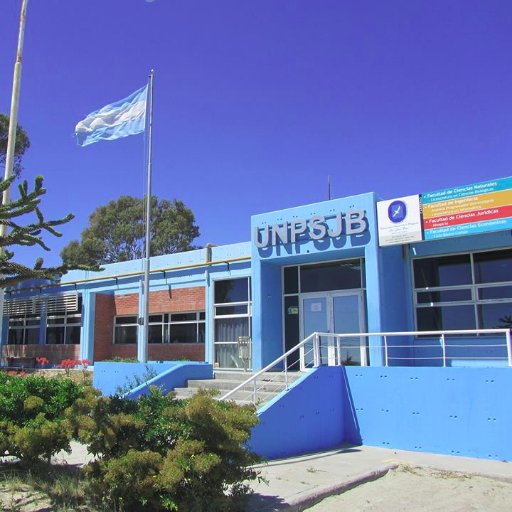 Alumnas de la universidad y el profesorado denuncian a un profesor