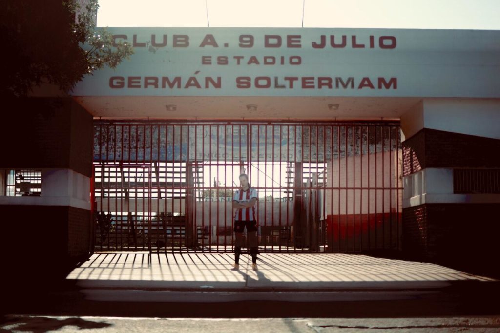 Cuerpas reales, hinchas reales: imágenes que trazan redes afectivas