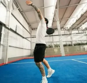 Prohibición de practicar pádel