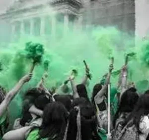 Aborto: la autonomía no va en soledad